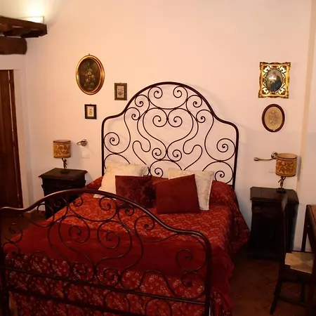 בית הארחה Antiche Dimore San Felice 3*