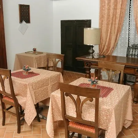 Antiche Dimore San Felice 斯佩洛