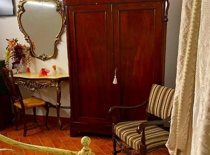 Antiche Dimore San Felice بيت ضيافة